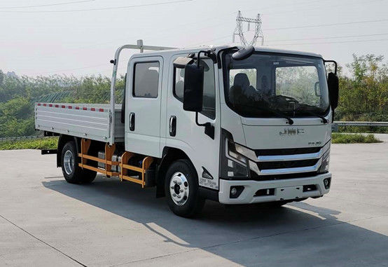 購入 二列ディーゼル貨物トラック 前後駆動 4×2 5人用 手動トランスミッション online manufacture