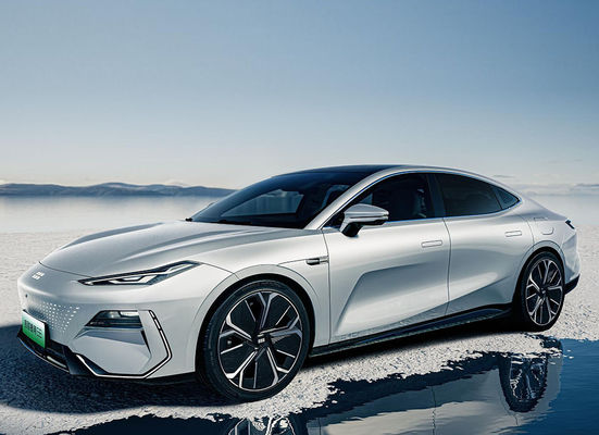 自動トランスミッション ジーリー E8 純電動クーペ 5席