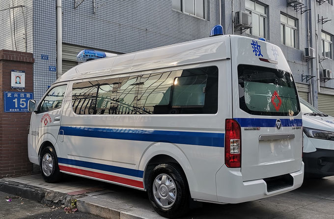 福建医療救急車 4×2 8人座 ガソリン 後部ドライブ 2