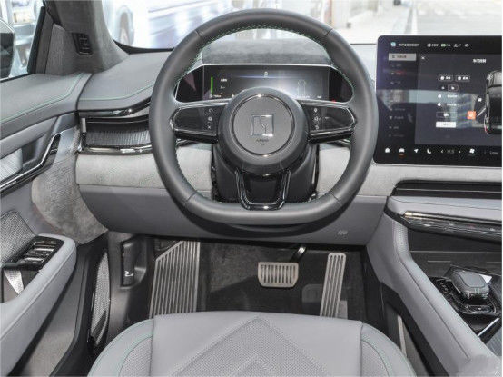 4×4 エクストリーム クリプトン 001 純電動 双エンジンの豪華スポーツカー 7