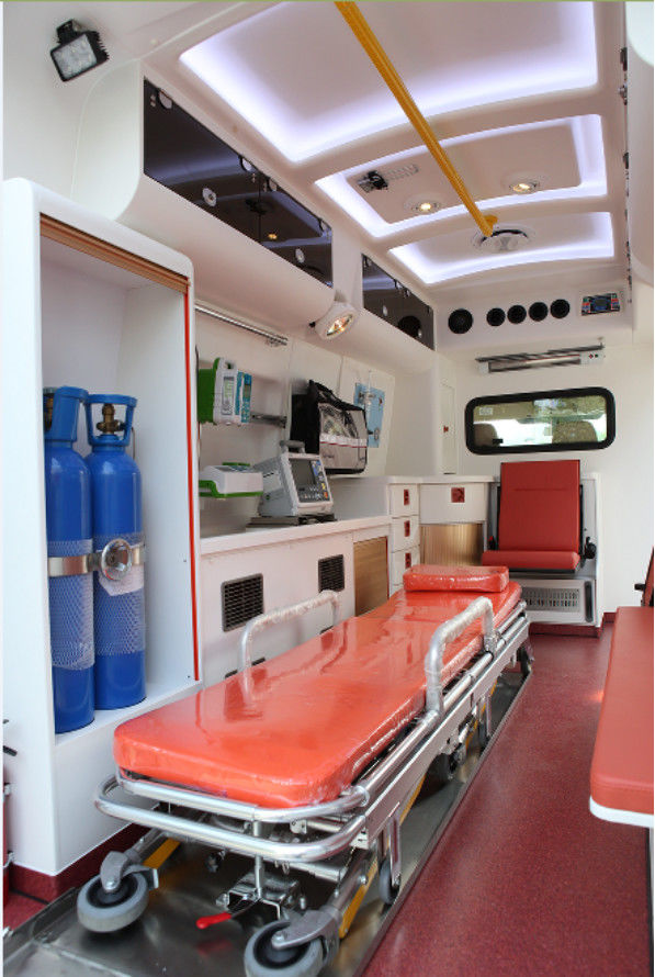 9人乗り フォード トランジット 救急車 6人乗り メディカル 救急車 前後駆動 4×2 12