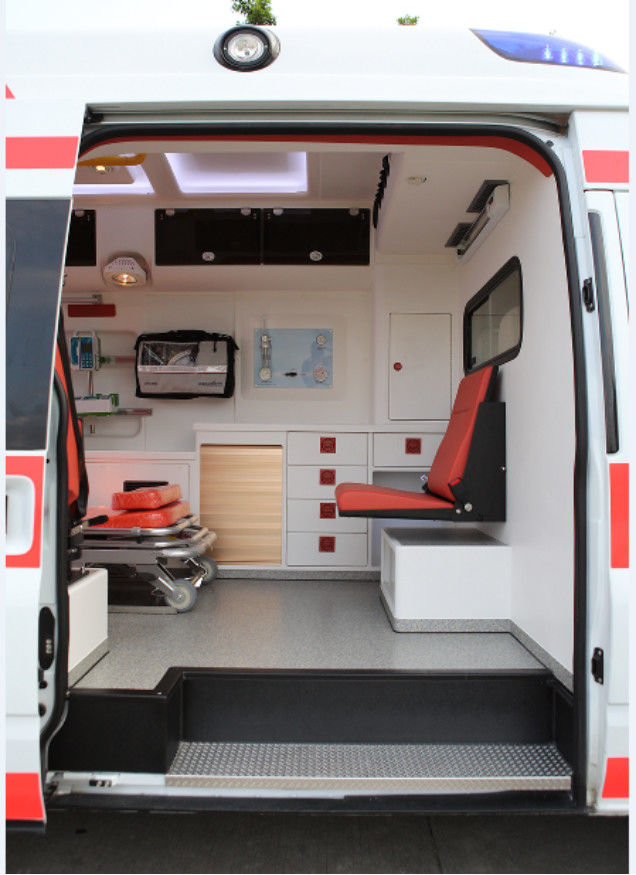 9人乗り フォード トランジット 救急車 6人乗り メディカル 救急車 前後駆動 4×2 8