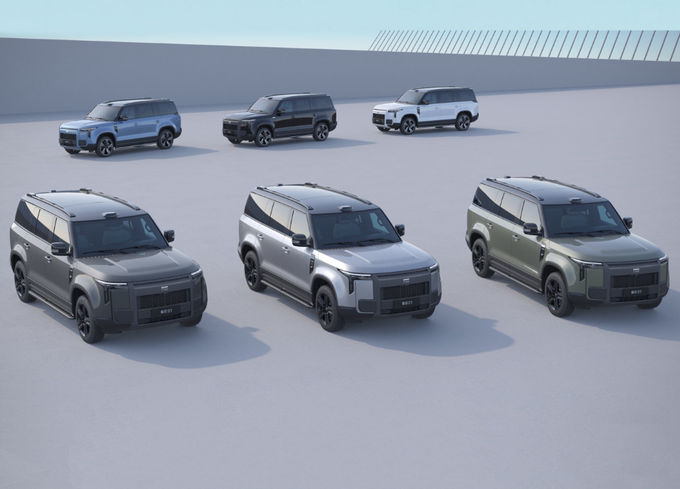 プラグイン 走行距離拡大 ハイブリッド 自動車 大型SUV 四輪駆動 13