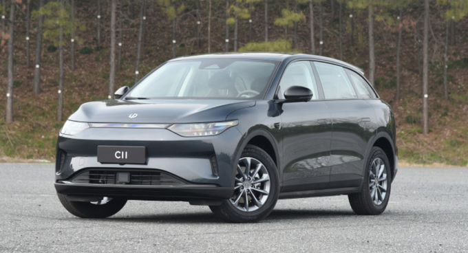 Leapao C11 電動電動車 5人座 Ev セダン オートトランスミッション 4x2 1