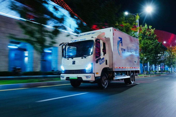 XCMG ハンチ 電動トラック 4x2 ジュンネッシング 自動トランスミッション 1
