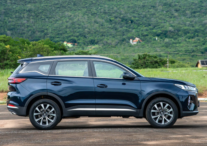 チェリーティゴ 7 ガソリン駆動車 都市型SUV ガソリン駆動車 2