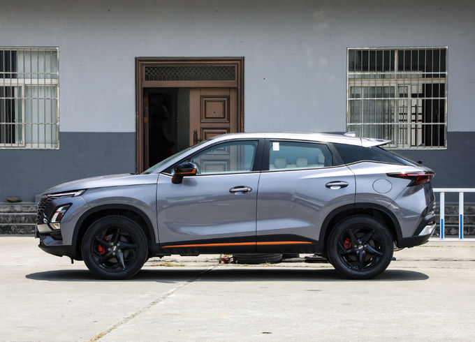 ガソリン チェリオメンダ 都市型オフロード 自動車 SUV フロントホイールドライブ 4x2 4
