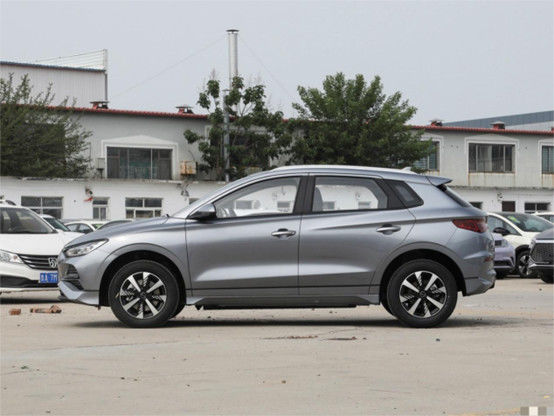 BYD 純電動車 E2 高級 2輪駆動 4×2 自動トランスミッション 2